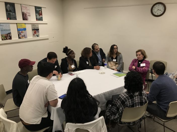 Graduate and Undergraduate students discussing with former Mexican Ambassador Fuentes Berain Lund Debate Speaker