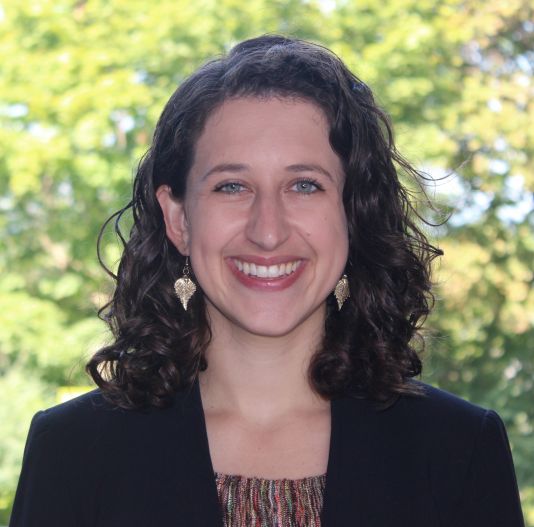 Naomi Egel headshot
