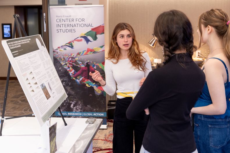 Anastasiia Ryshytiuk '28 speaks to fellow Global Scholars about international financing of climate solutions in Belize.