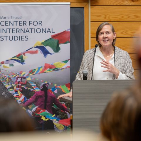 Ellen Lust speaking at Lund debate 2025