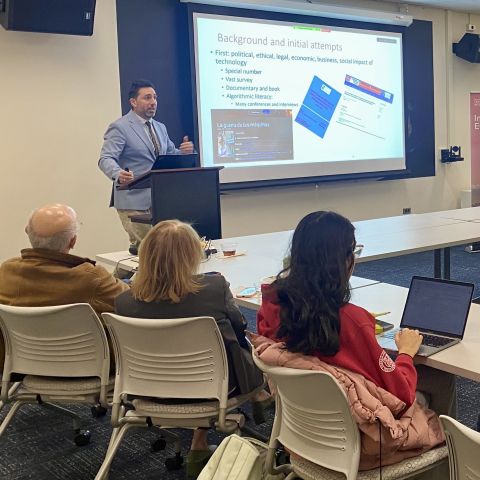 Sergio García Magariño leading IES seminar, spring 2025